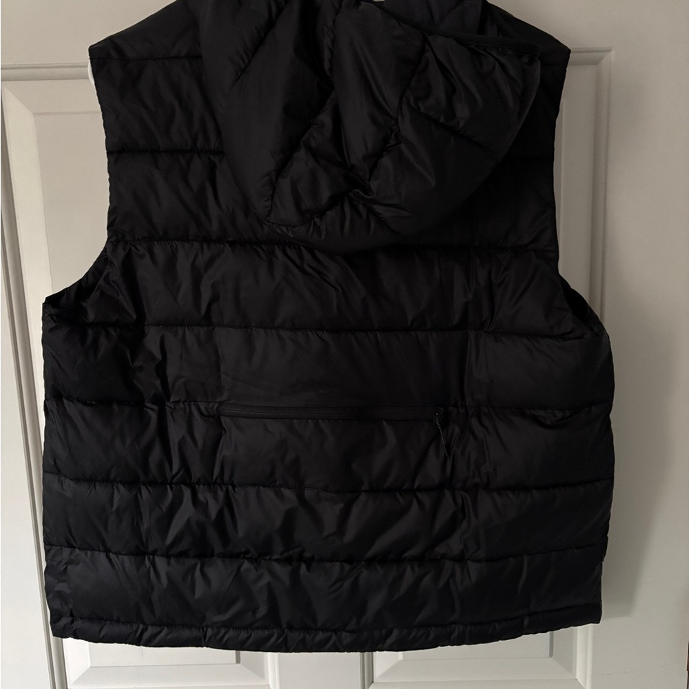 Athleta Women’s Black Puffer Vest with Hood - Picture 2 of 3